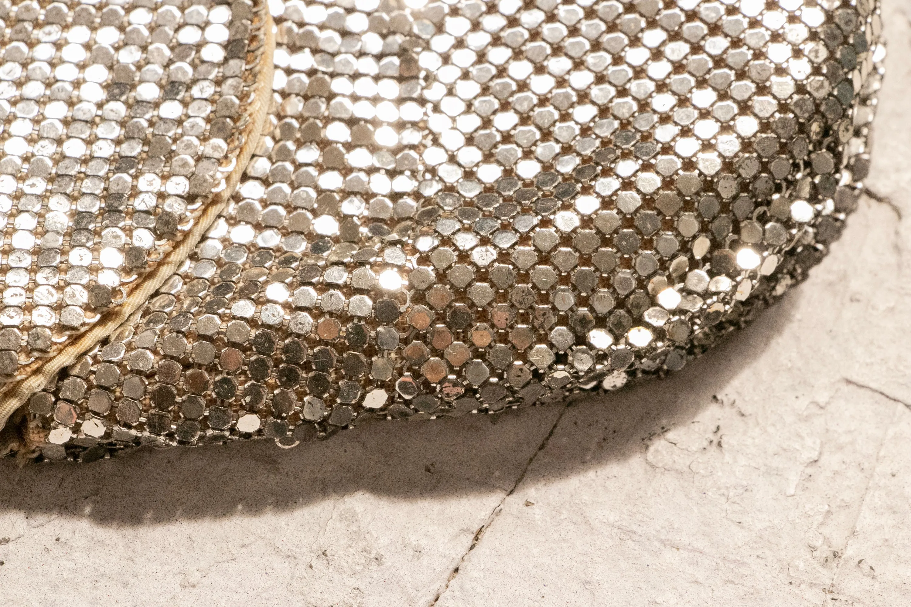 1950s Whiting & Davis Purse Mesh Silver Metal Clutch Bag