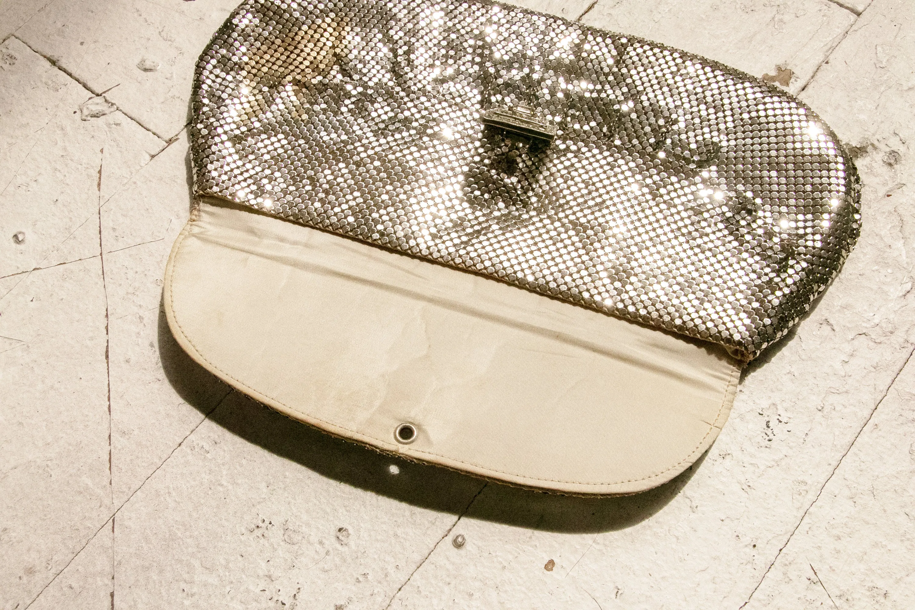 1950s Whiting & Davis Purse Mesh Silver Metal Clutch Bag